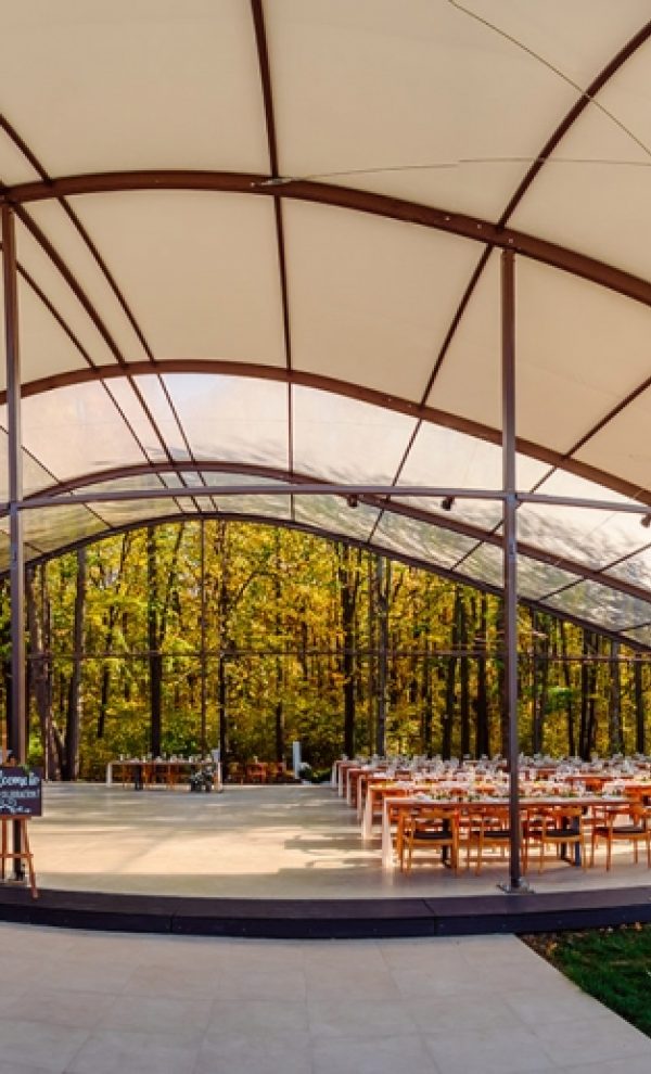 Nunta in padure piscina TreeHouse Lagoon