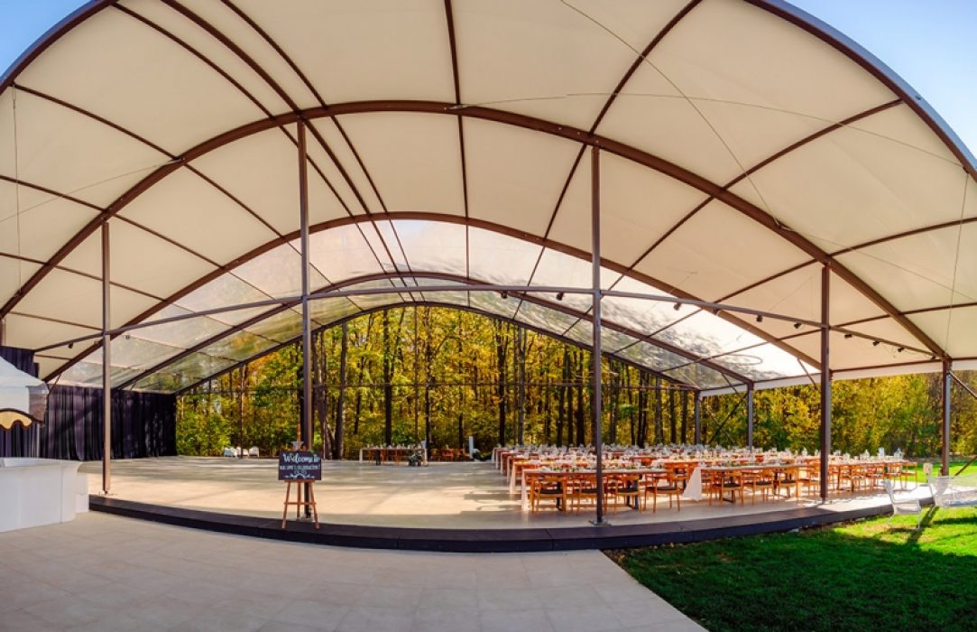 Nunta in padure piscina TreeHouse Lagoon